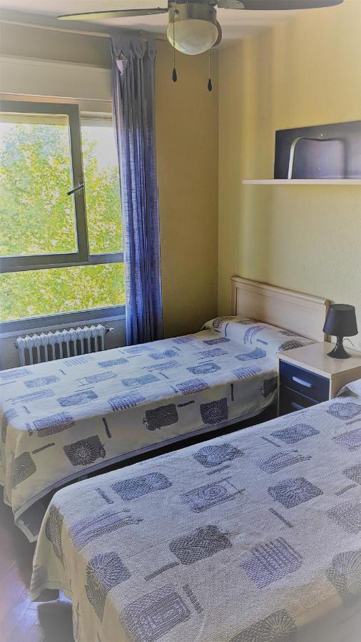 Habitacion Caja Magica มาดริด ภายนอก รูปภาพ